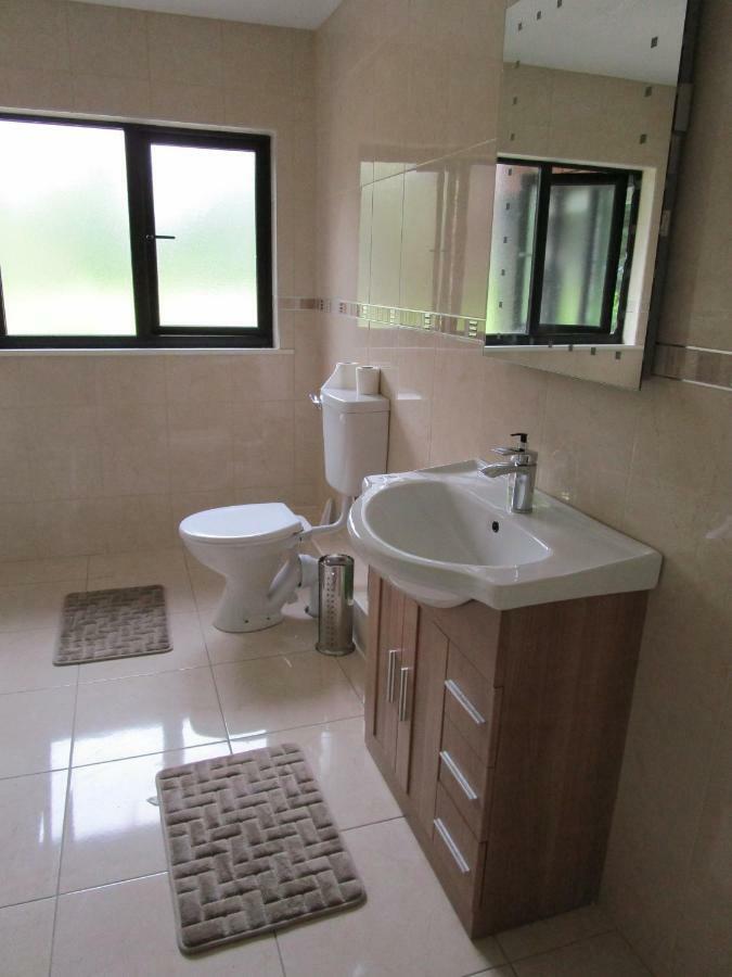 Cornerpark Lodge Newcastle Buitenkant foto