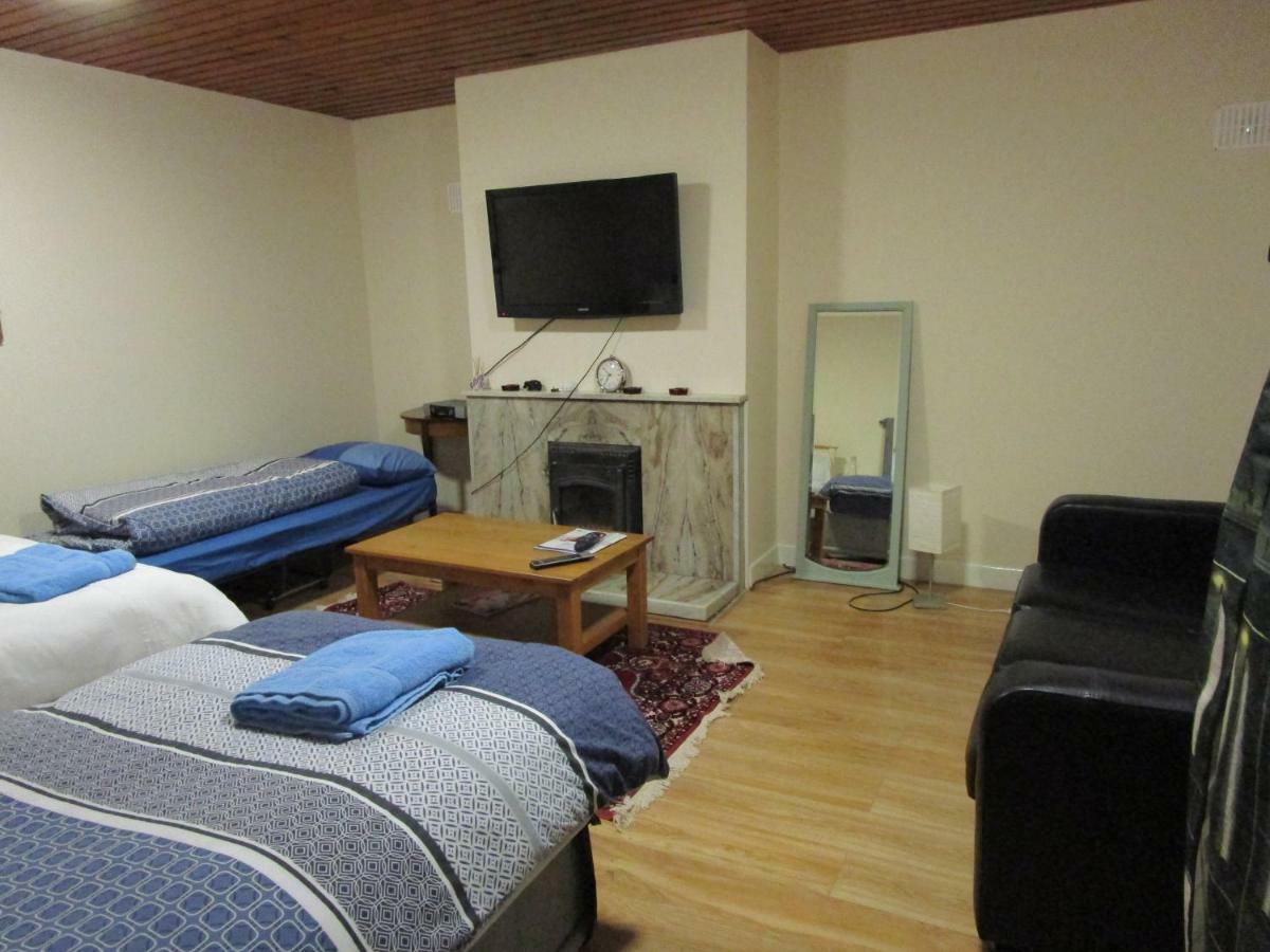 Cornerpark Lodge Newcastle Buitenkant foto